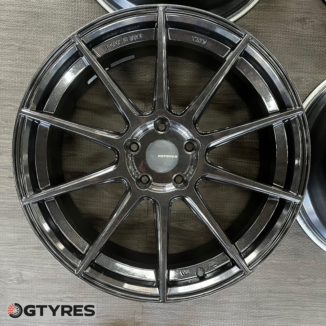 Hankook VENTUS S1 evo3 235/40 R19, фото 3