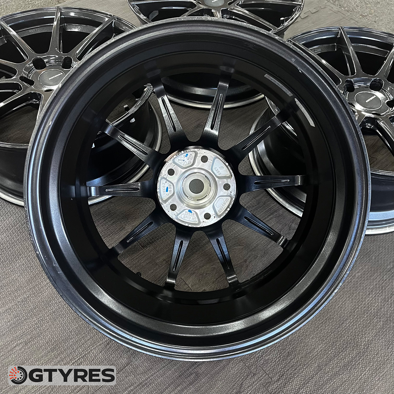 Hankook VENTUS S1 evo3 235/40 R19, фото 4