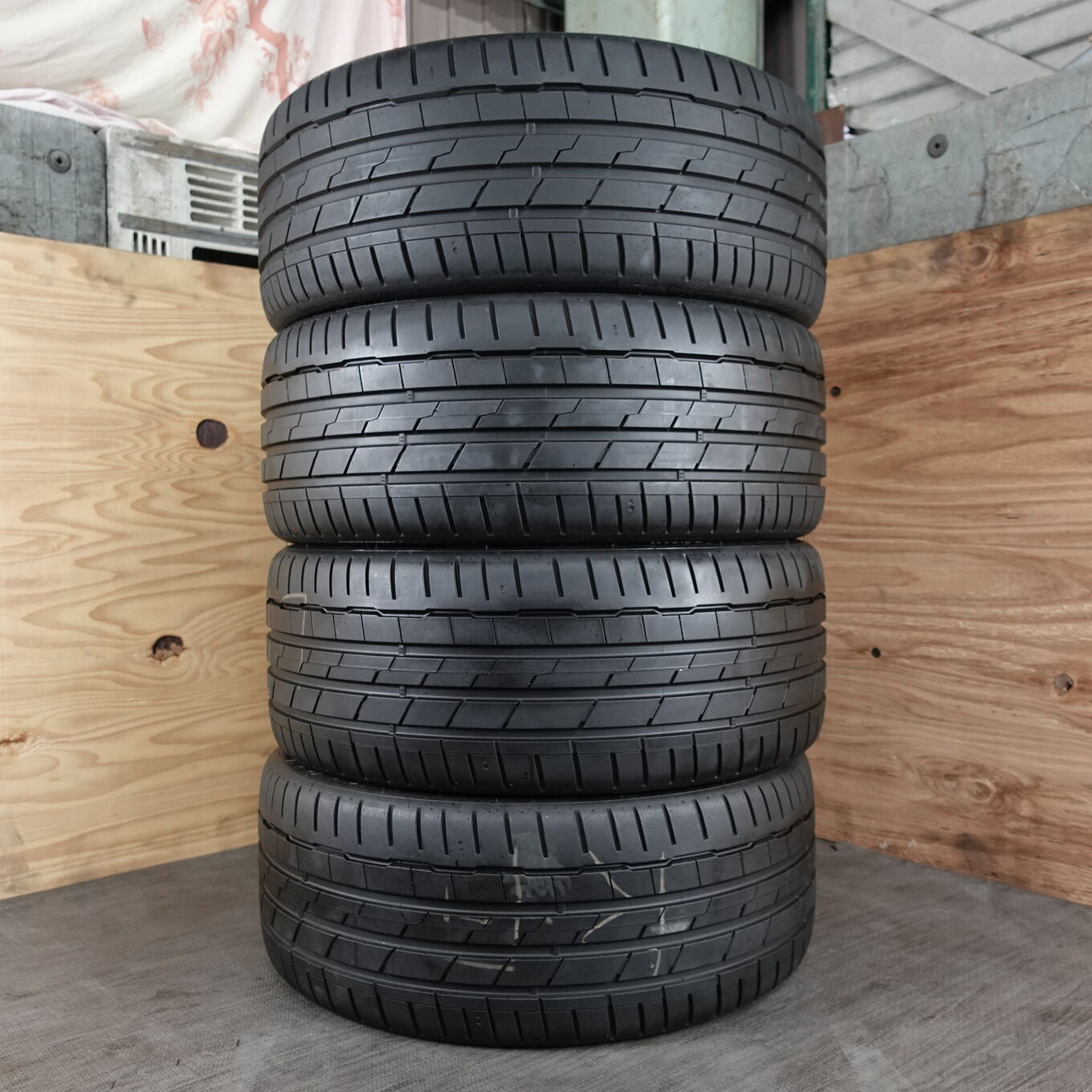 235/40 R19 Hankook VENTUS S1 EVO3 — 25 500 ¥/комплект