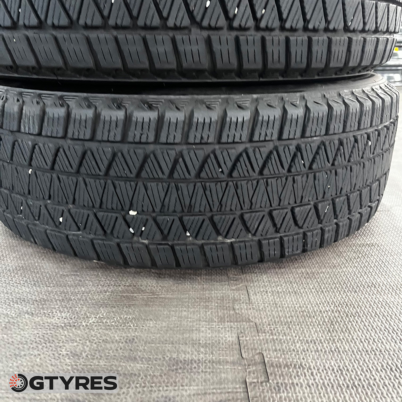 Bridgestone BLIZZAK DM-V3 225/65 R17, фото 2
