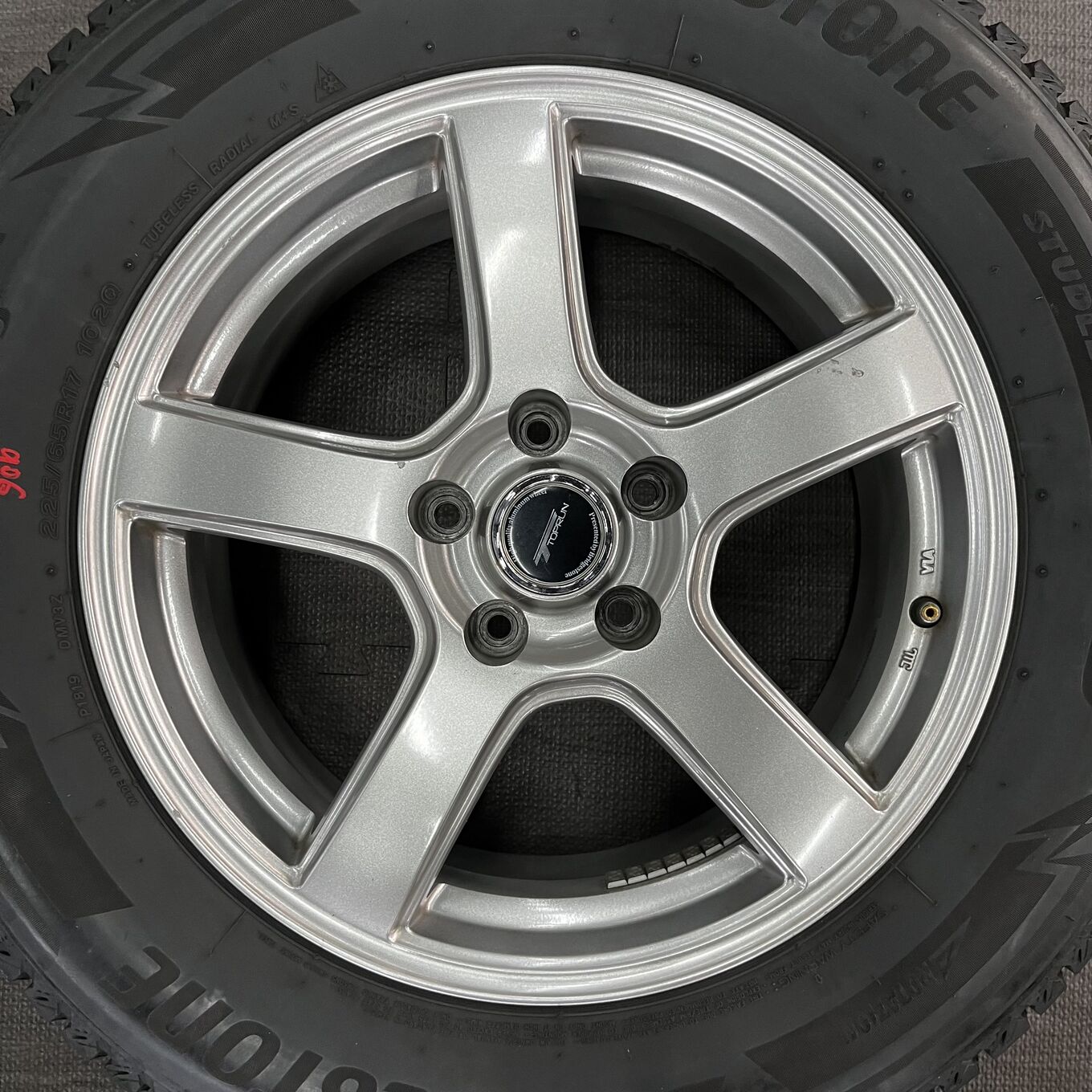 Bridgestone BLIZZAK DM-V3 225/65 R17, фото 4