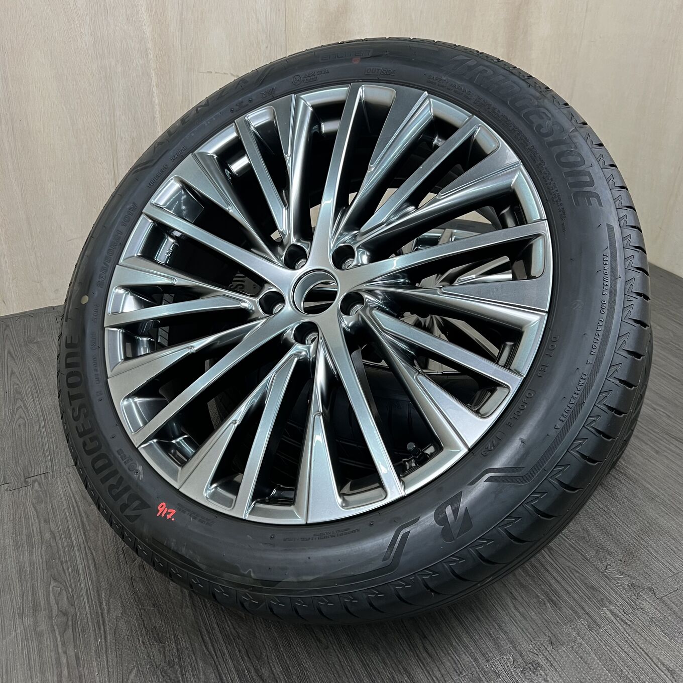 R21 8J ET40 5x114.3 RX — 68 000 ¥/комплект