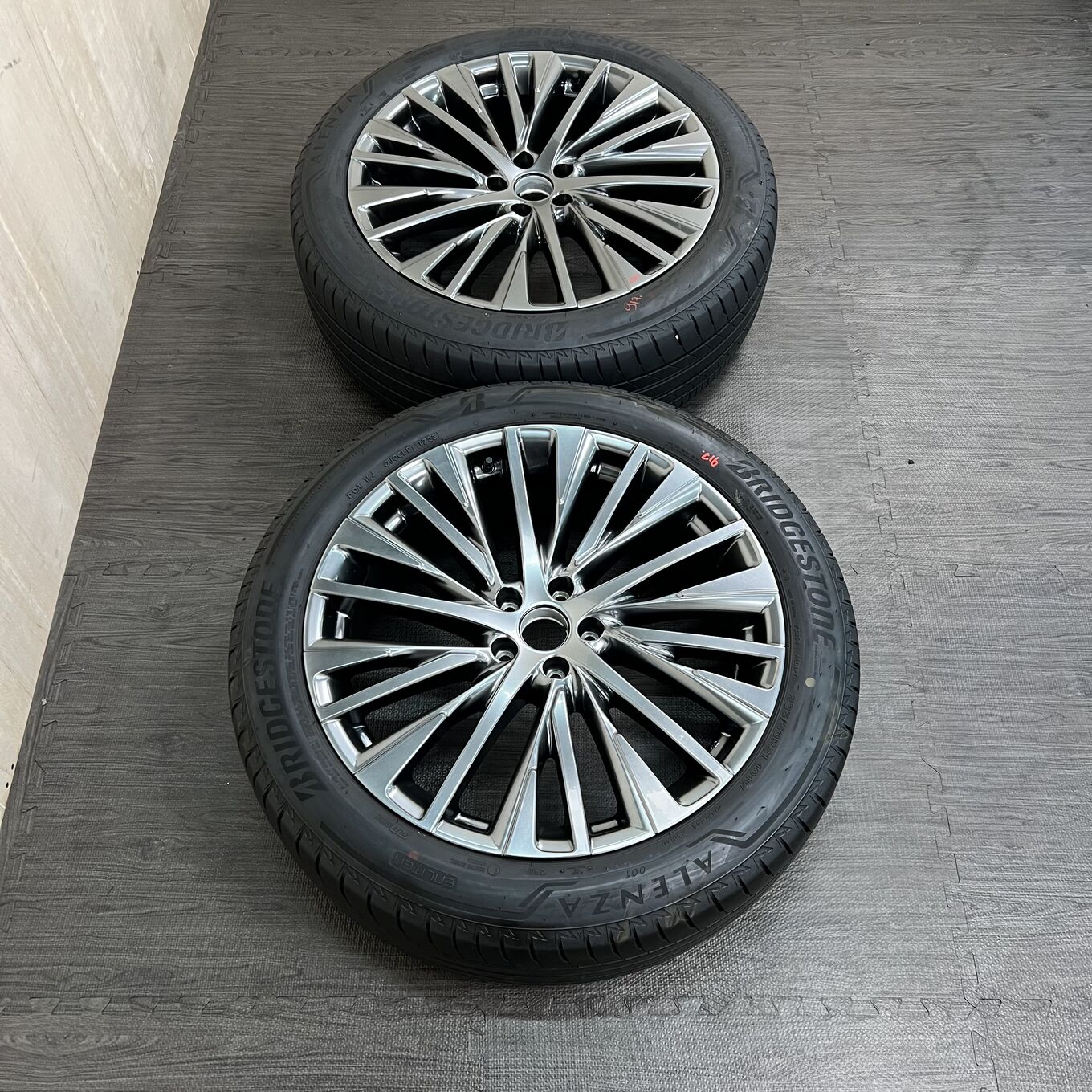 Bridgestone RX 235/50 R21, фото 4