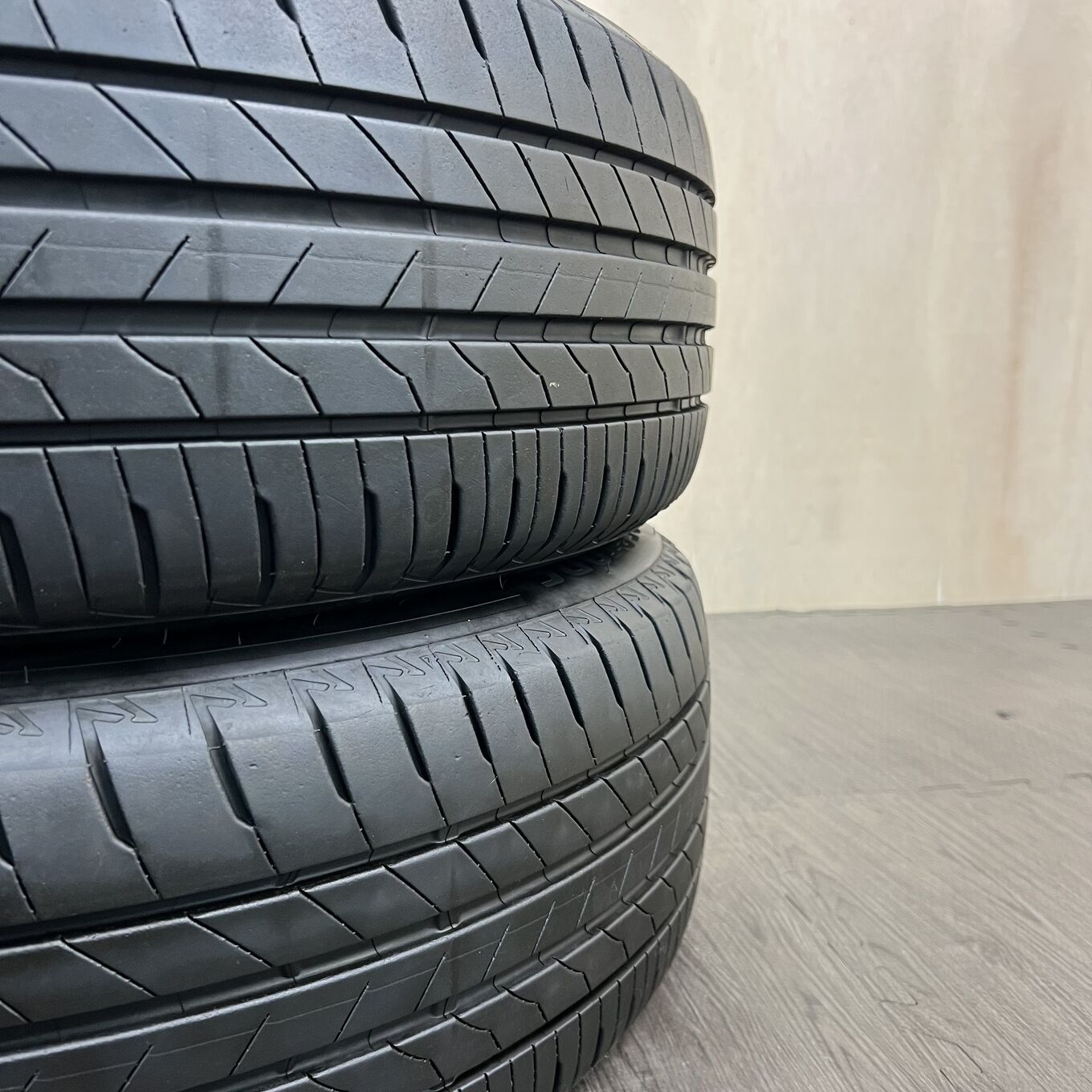 Bridgestone 235/50 R21, фото 4