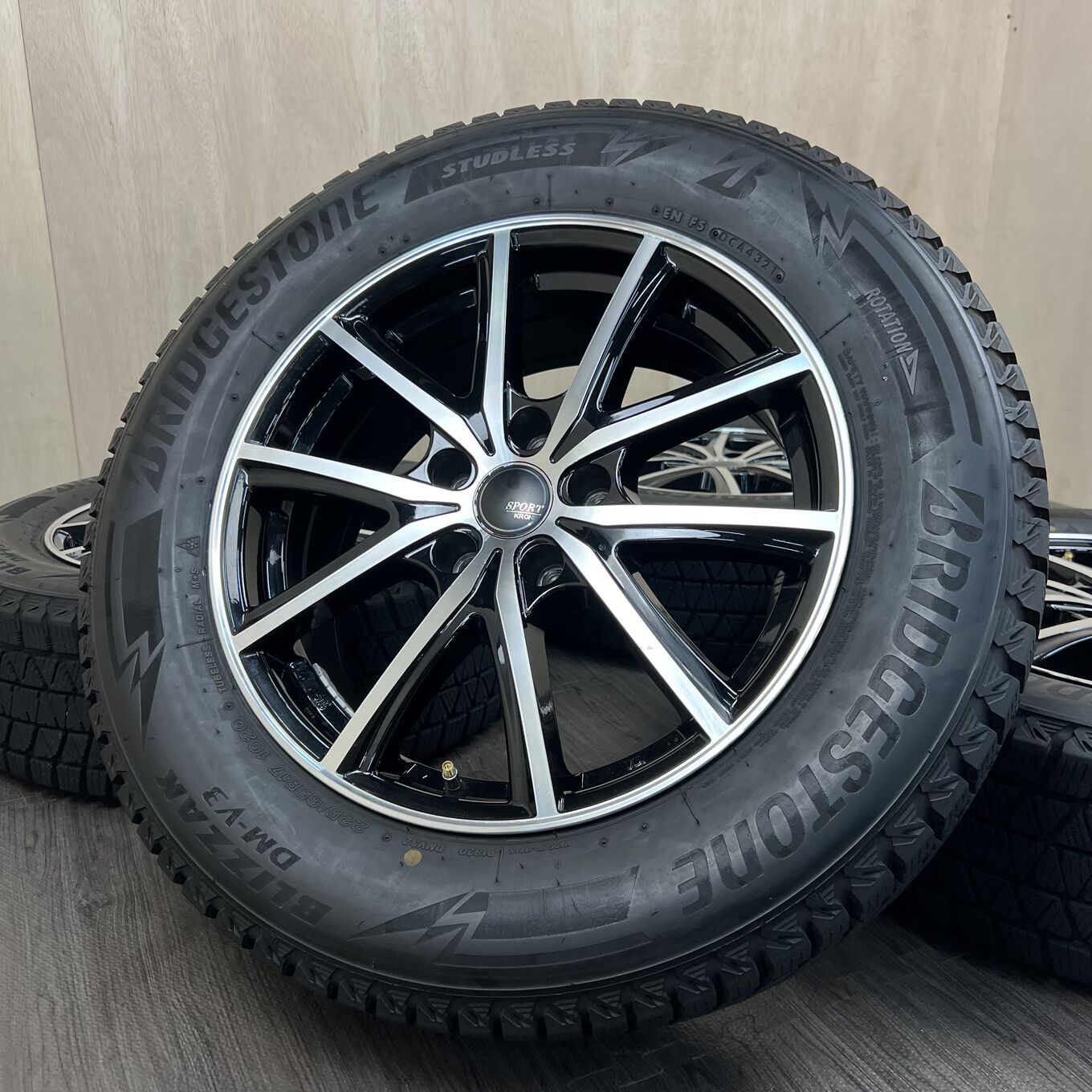 Б/У колесо в сборе 225/65 R17 Bridgestone BLIZZAK DM-V3, артикул 91S40426