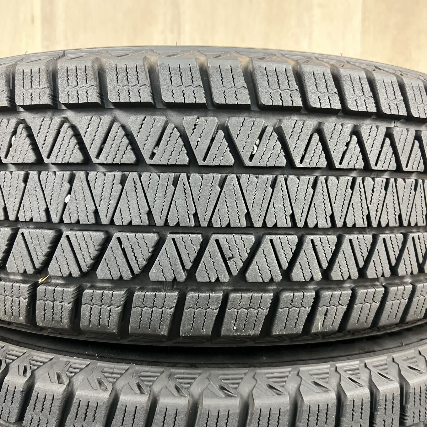 Bridgestone BLIZZAK DM-V3 225/65 R17, фото 2