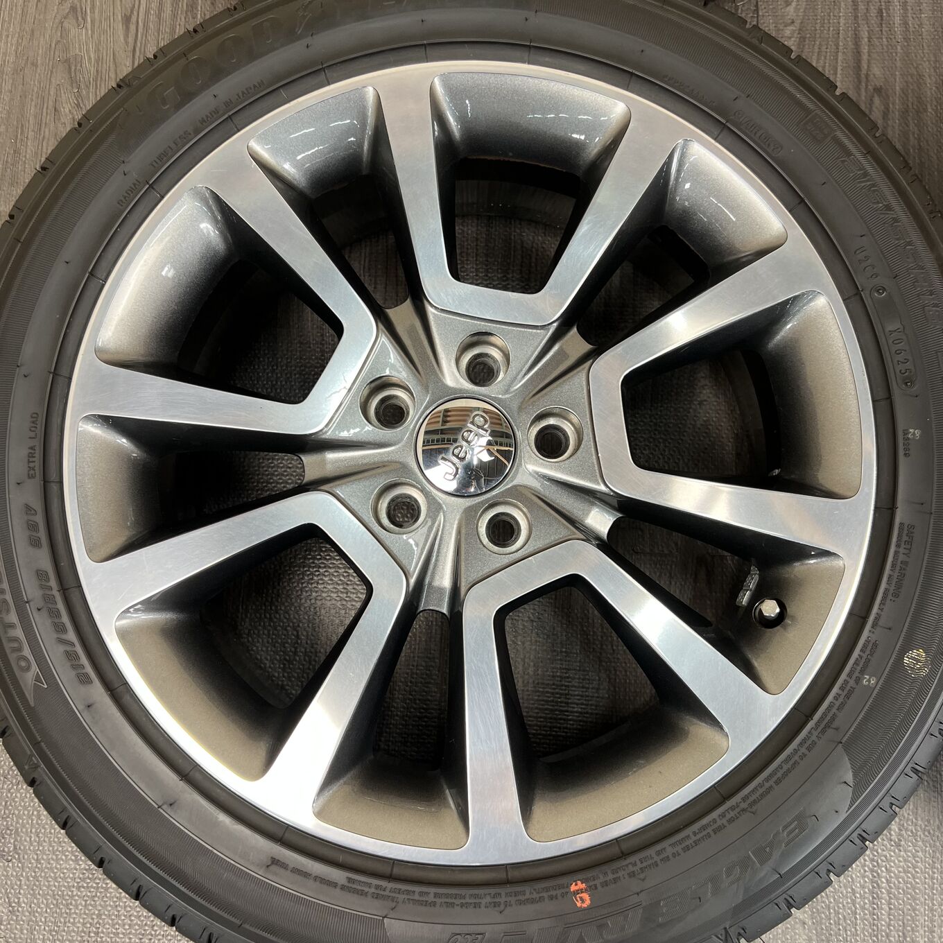 Goodyear COMPASS 215/55 R18, фото 2