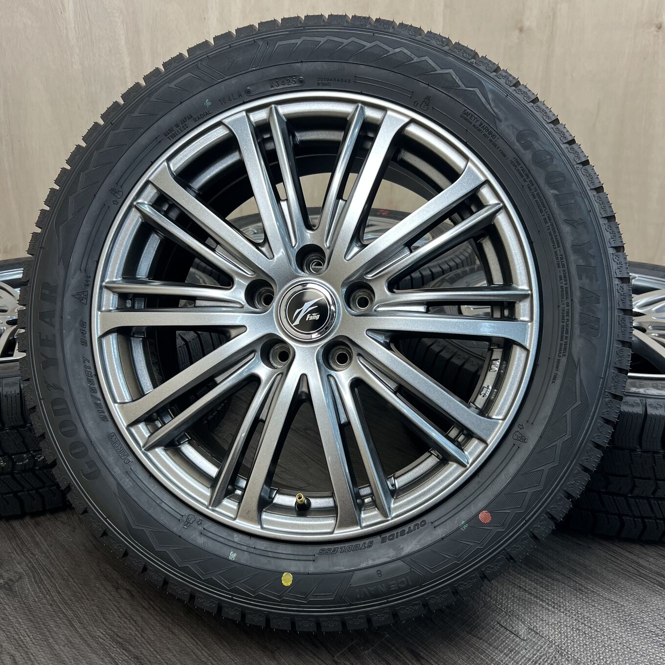 Goodyear ICE NAVI 8 215/55 R17, фото 6