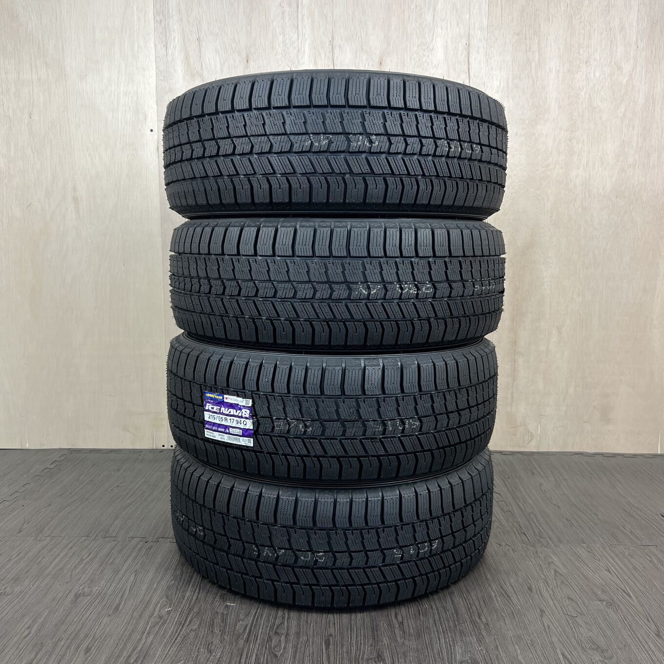 215/55 R17 Goodyear ICE NAVI 8 — 50 900 ¥/комплект