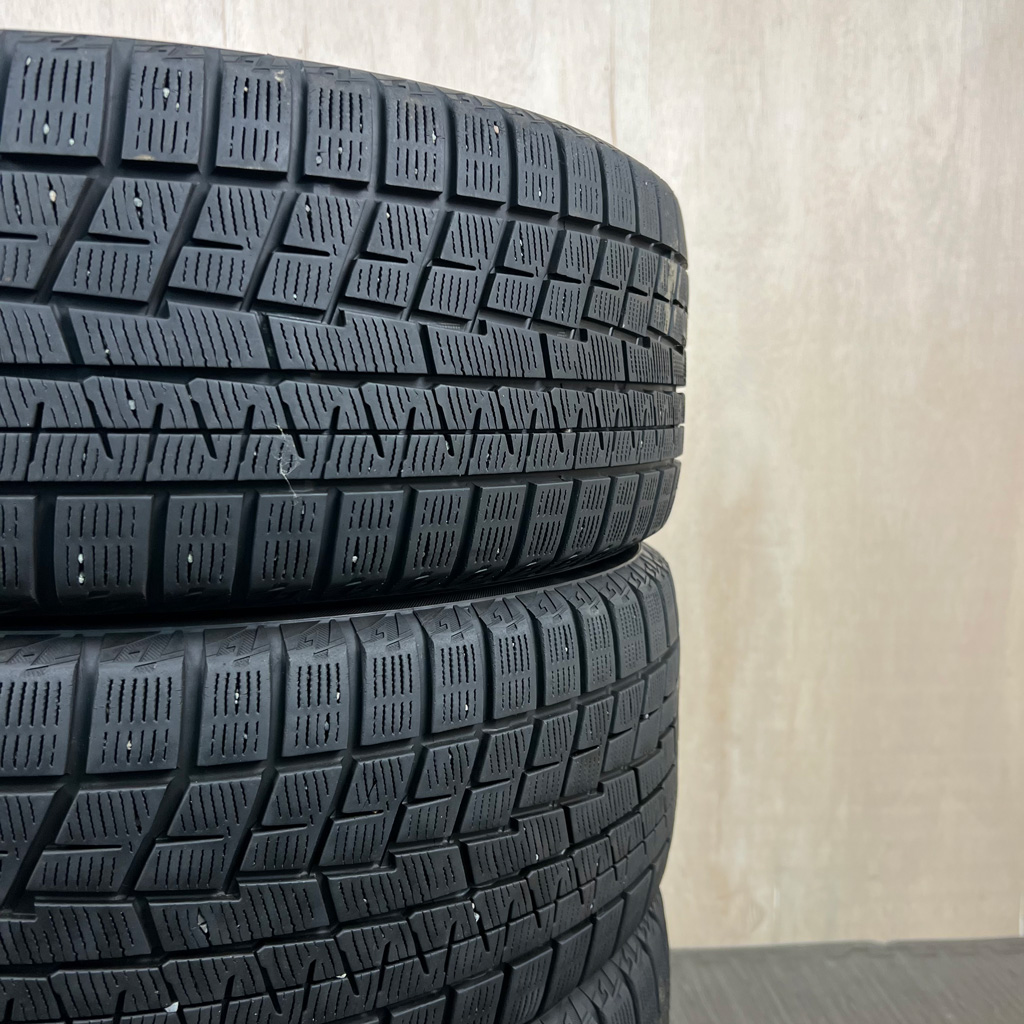 Yokohama 225/45 R18, фото 4