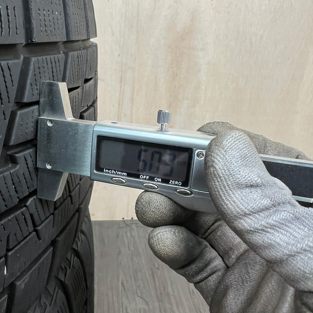 Yokohama 225/45 R18, фото 6