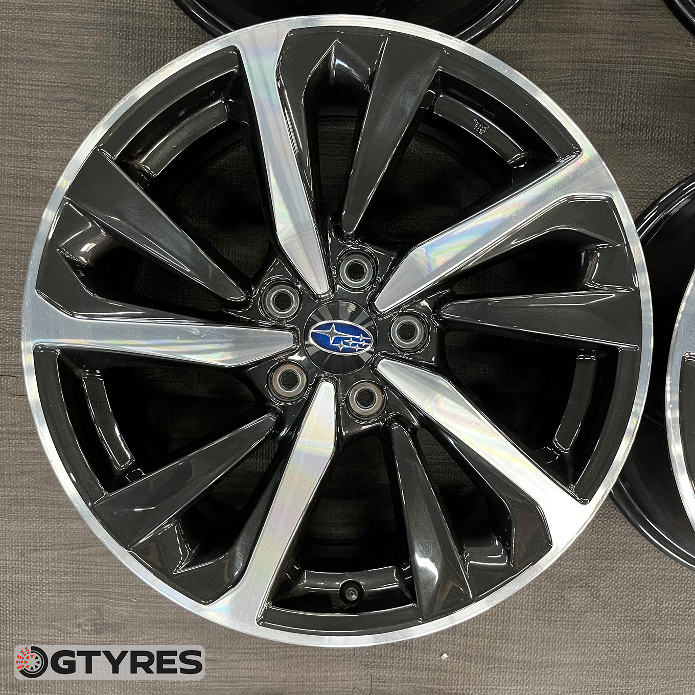 Yokohama 225/45 R18, фото 2