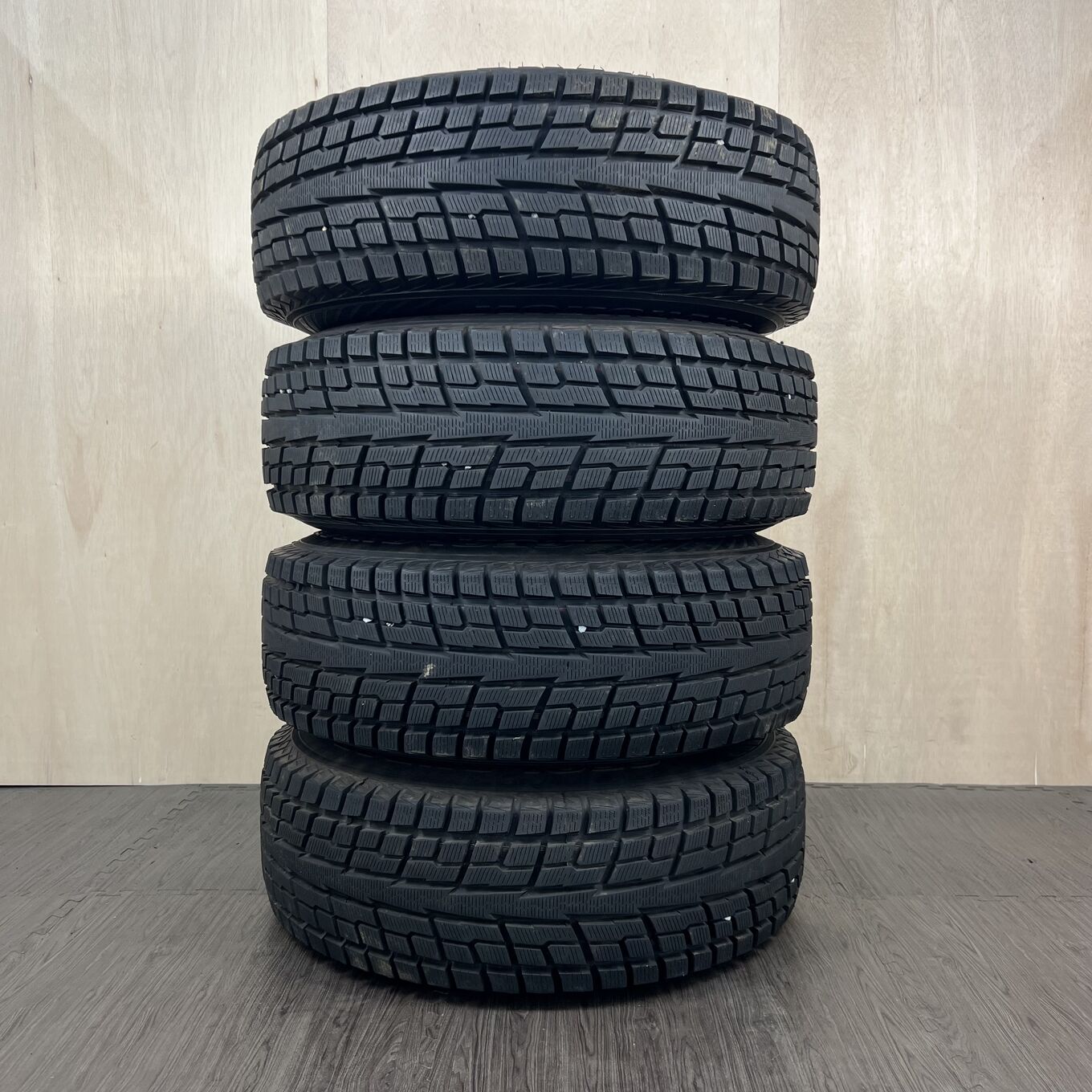 285/75 R16 Yokohama GEOLANDAR I/T-S — 29 600 ¥/комплект