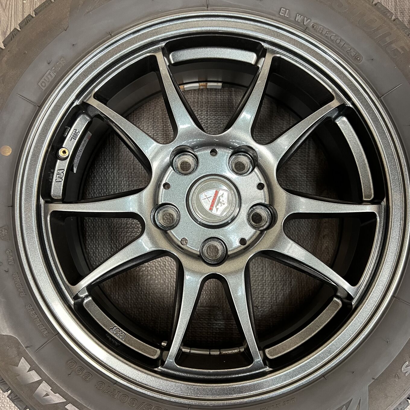 Bridgestone BLIZZAK VRX3 195/60 R16, фото 2