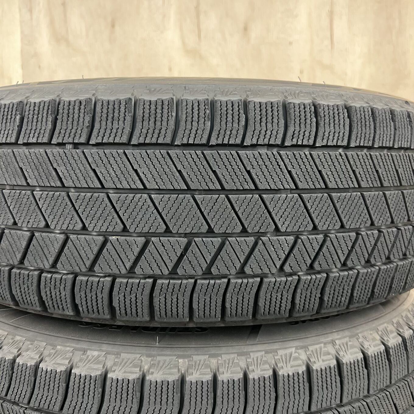Bridgestone BLIZZAK VRX3 195/60 R16, фото 2