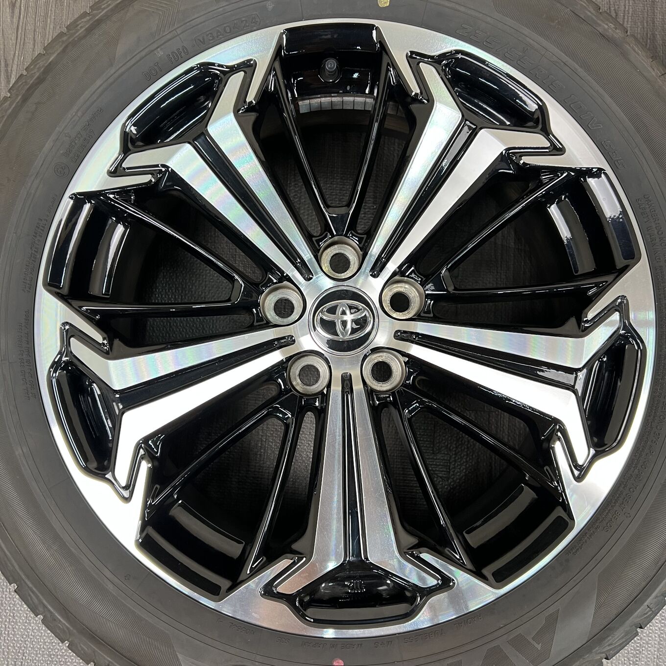 Yokohama RAV4 XA50 PHV PRIME 235/55 R19, фото 2